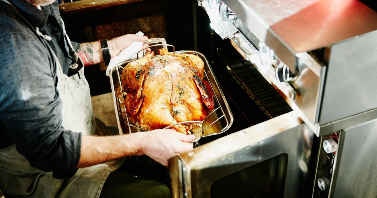 What's open and closed on Thanksgiving? Here's what to know.